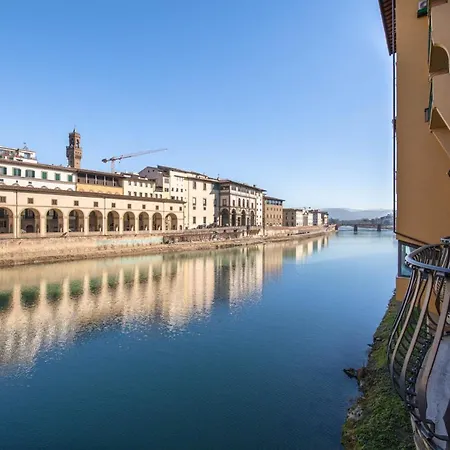 - Golden Tower With View Appartamento *