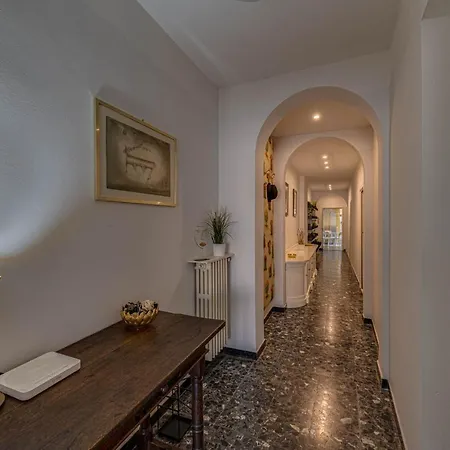 - Golden Tower With View Appartamento Firenze